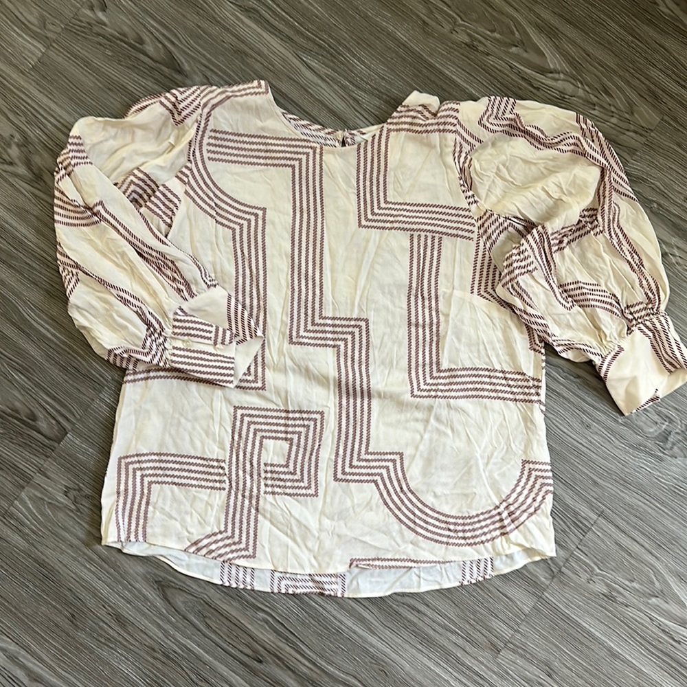 H&M puff sleeve top blouse 14